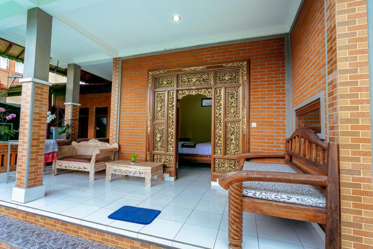 Rizky Guesthouse Убуд Екстер'єр фото