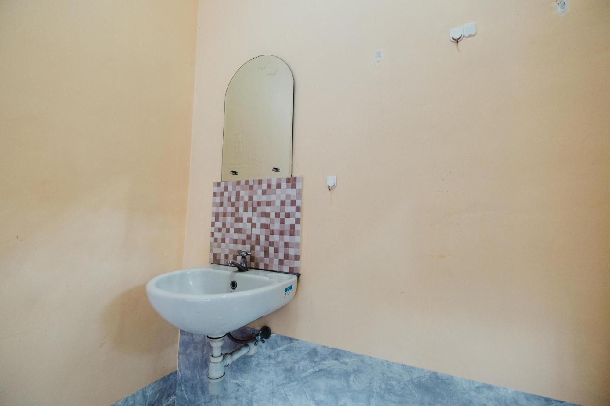 Rizky Guesthouse Убуд Екстер'єр фото